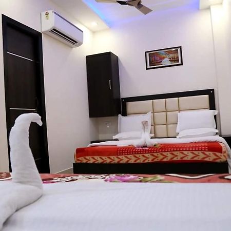 Hotel White Tulip Amritszár Kültér fotó
