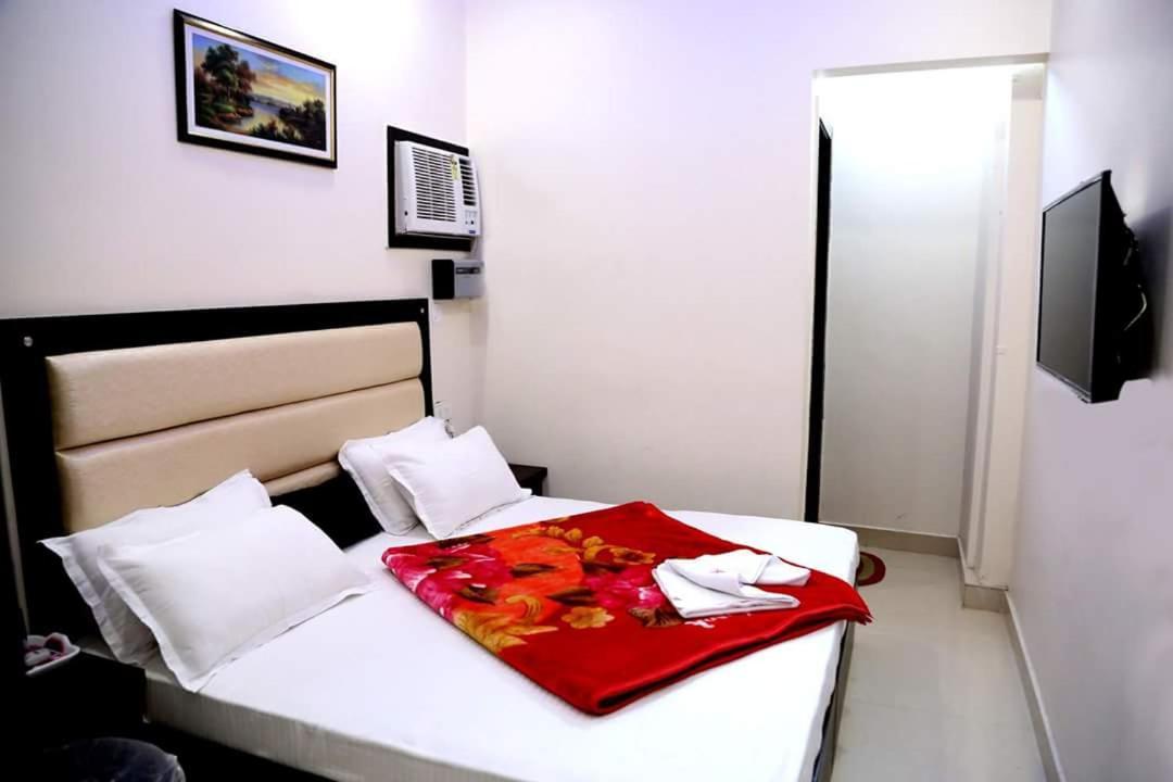 Hotel White Tulip Amritszár Kültér fotó